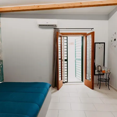 Dimora L'etual 3* Барі