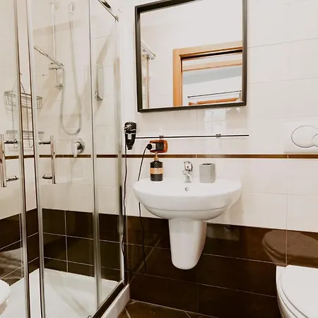 Bed & Breakfast Dimora L'etual 3*