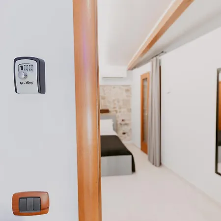 Dimora L'etual Oda ve Kahvaltı 3*