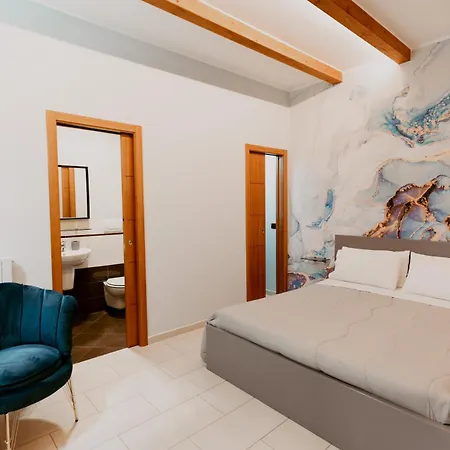 Dimora L'etual Bed & Breakfast 3*