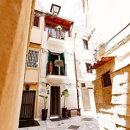 Dimora L'etual Bed and breakfast