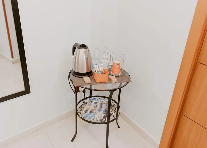 Dimora L'etual Bed & Breakfast 3*