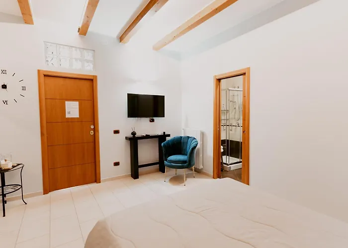 Dimora L'etual فندق مبيت وإفطار 3*